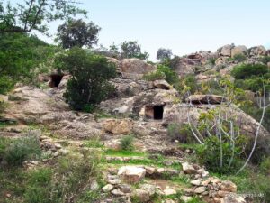 Domus de janas Fund'e monti, Lotzorai, Santa Maria Navarrese, Ogliastra