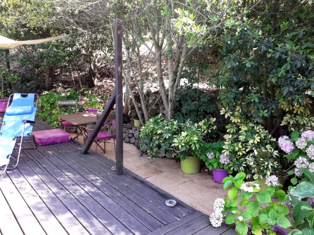 Sitzplatz am Pool