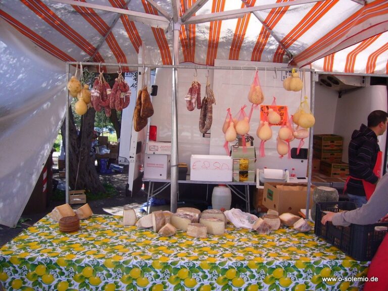 Wochenmarkt, bosani