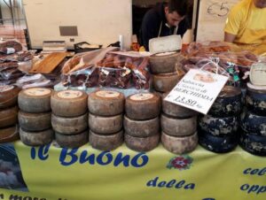 Markttag in Bosa