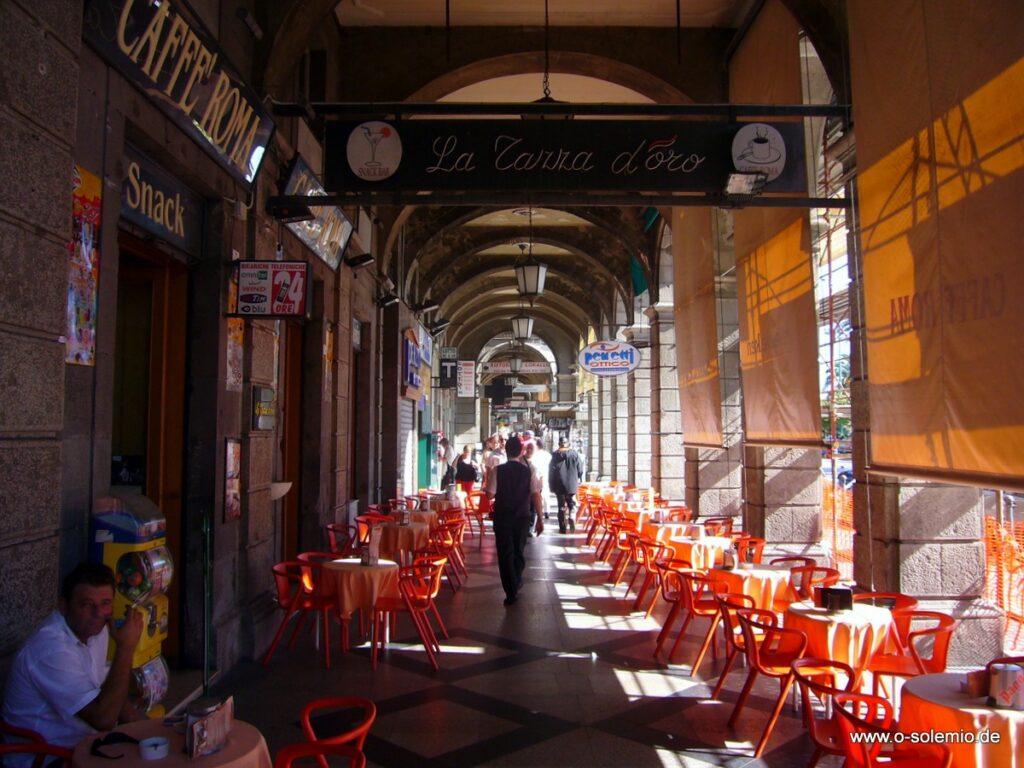 Via Roma am Hafen von Cagliari