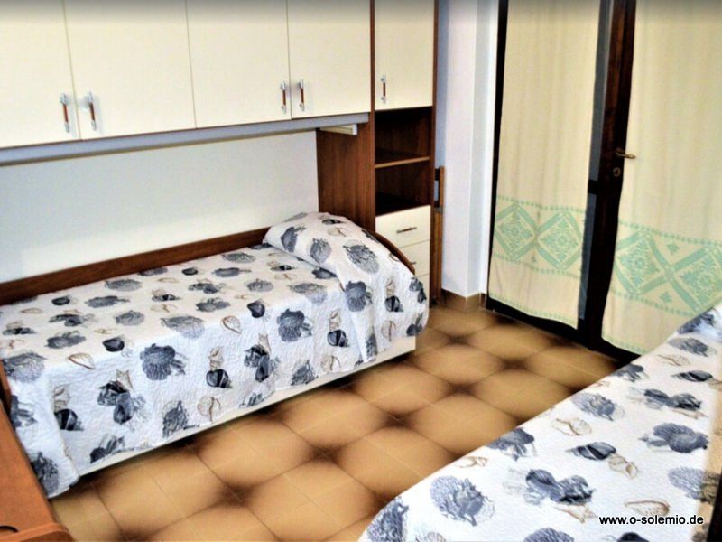 das dritte Schlafzimmer des Ferienhauses Camboni in Costa Rei, mit 2 Einzelbetten