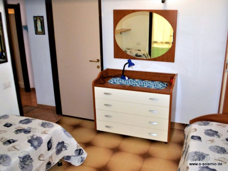 das dritte Schlafzimmer des Ferienhauses Camboni in Costa Rei, mit 2 Einzelbetten