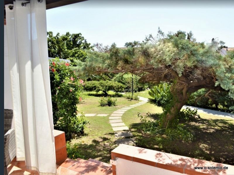 Blick in den Garten, Ferienhaus Camboni, Costa Rei
