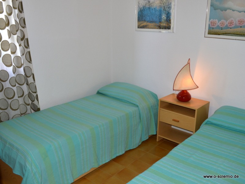 SZwei Einzelbetten, Ferienhaus Borla
