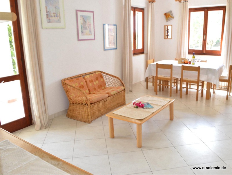 Ferienhaus Borla mit Wohn-Esszimmer