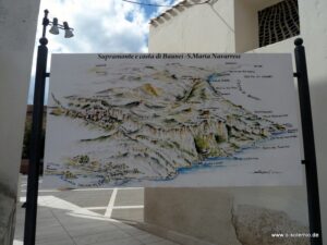 Baunei, dazu gehört der am Meer gelegene Ortsteil Santa Maria Navarrese