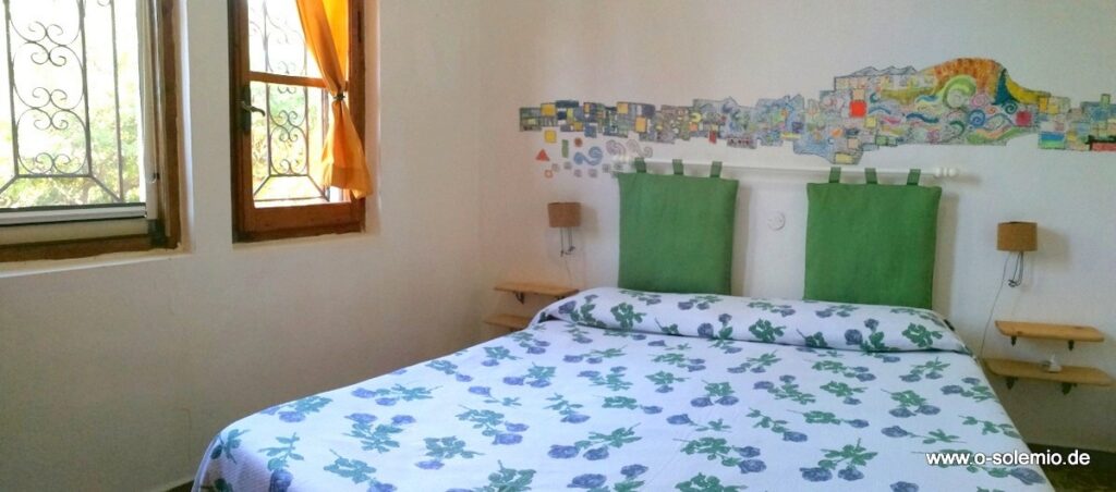 Schlafzimmer eins, Mandara, Ferienhaus am Meer
