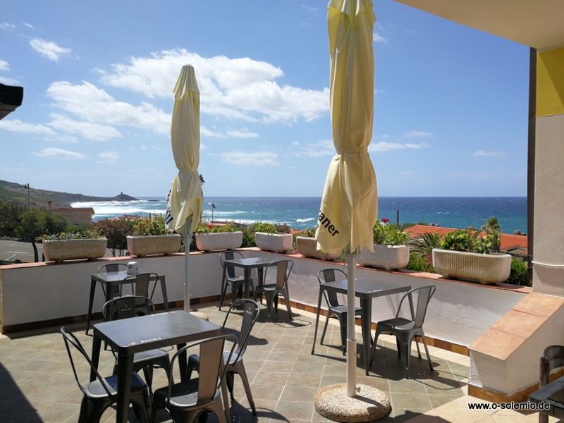 Frühstück auf der Terrasse mit Meerblick, Alabe Hotel, Tresnuraghes