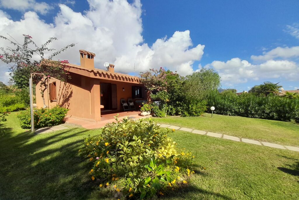 Blick-auf-das-Ferienhaus-Vivi-Costa-Rei