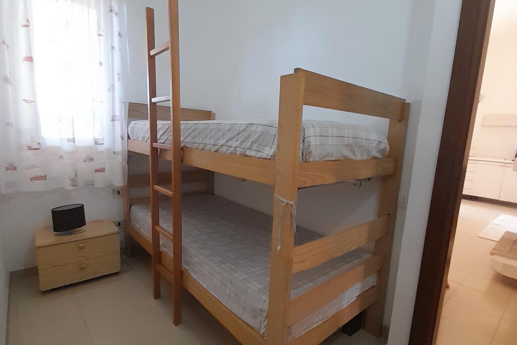 Schlafzimmer-mit-Etagenbett