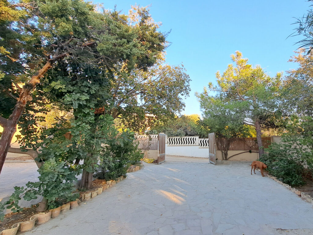Eingangstor, Ferienhaus Rosa, Geremeas