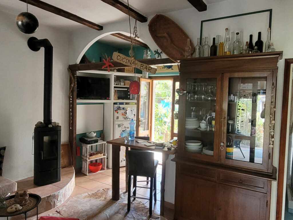 Wohnraum und Küchentresen