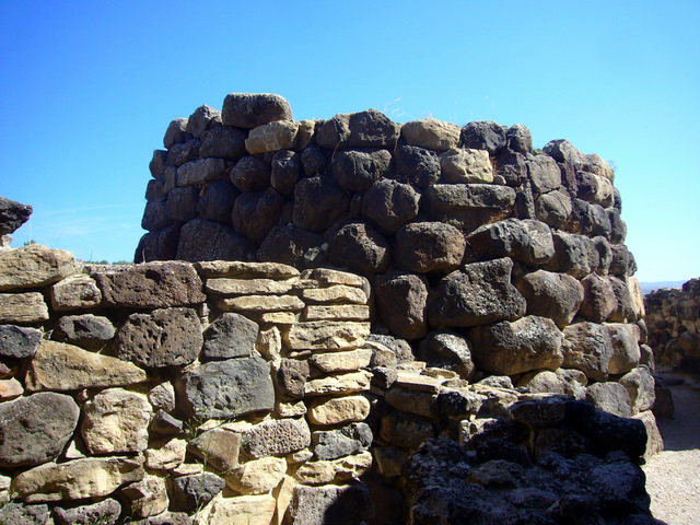 Detail der Nuraghenanlage Su Nuraxi in Barumini Detail der Nuraghenanlage Barumini, Sardinien